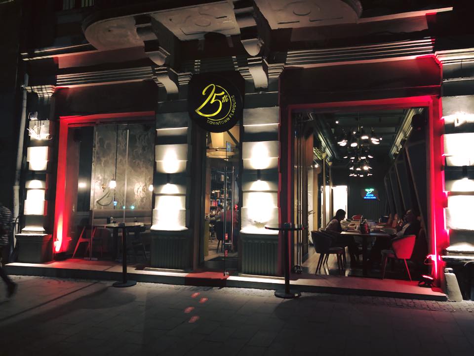 The Woman Magazine_25th) Downtown Flavours4