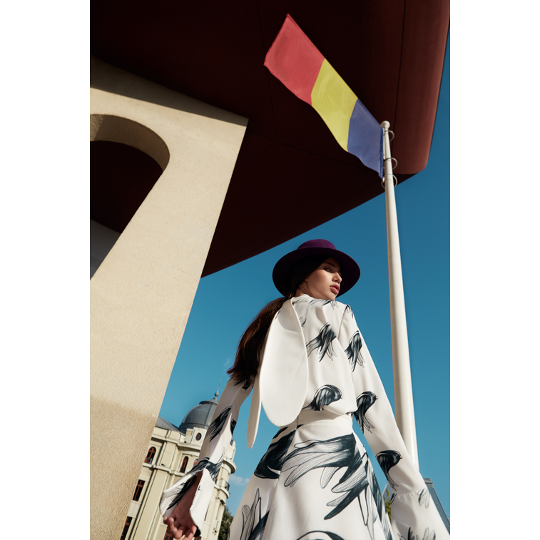 Raluca Ciornea Photography - The Woman Magazine: Fashion