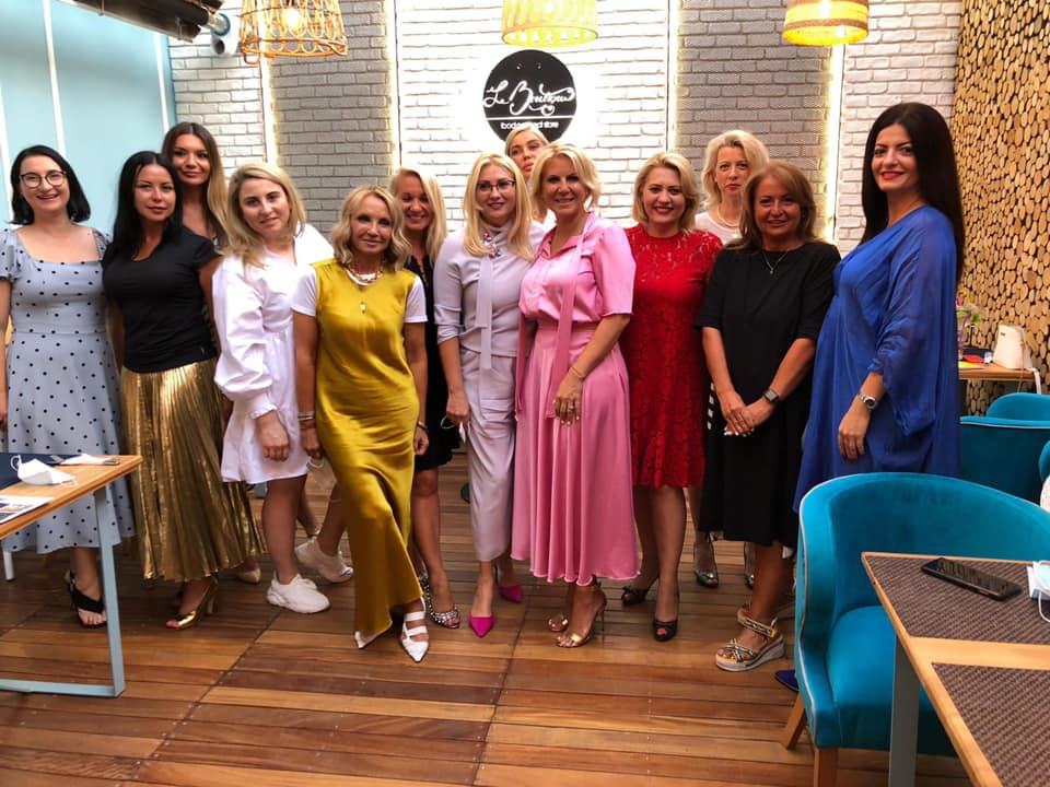 CAMELIA SUCU WOMEN THE WOMAN
