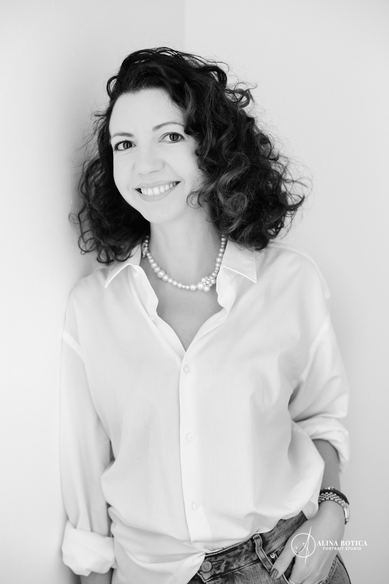 Diana-Florina Cosmin, FineSociety.ro x The Woman 2