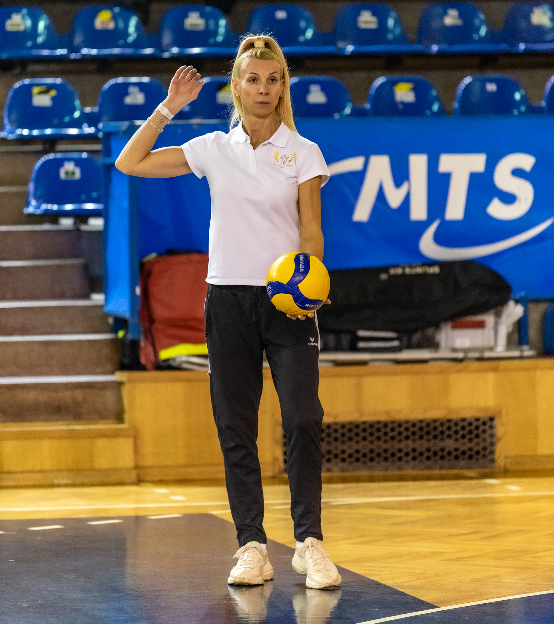 cristina pîrv (5)