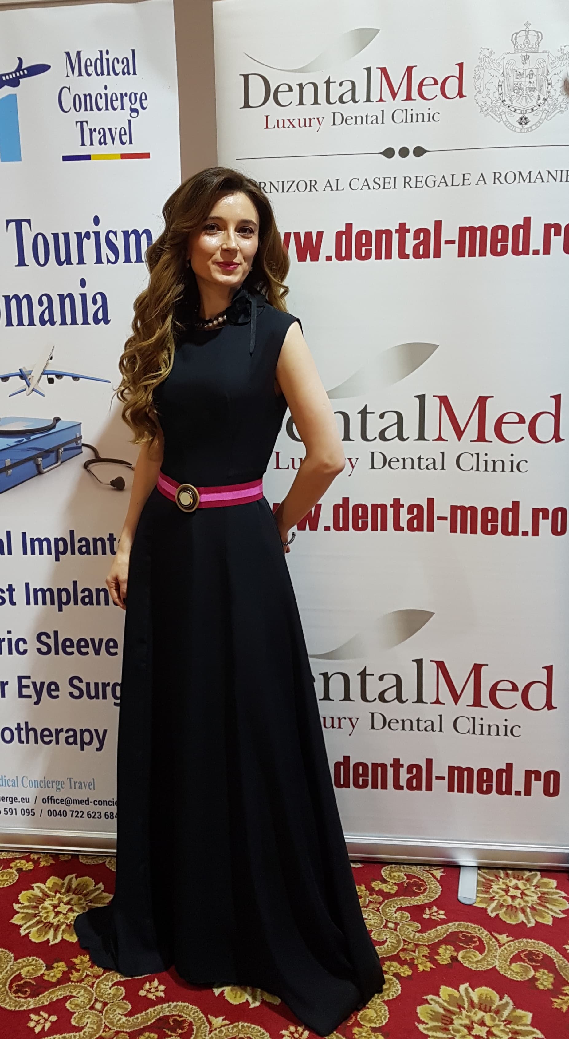 Mariana Velisarato, Director Executiv al Clinicilor DentalMed x The Woman (4) (1)