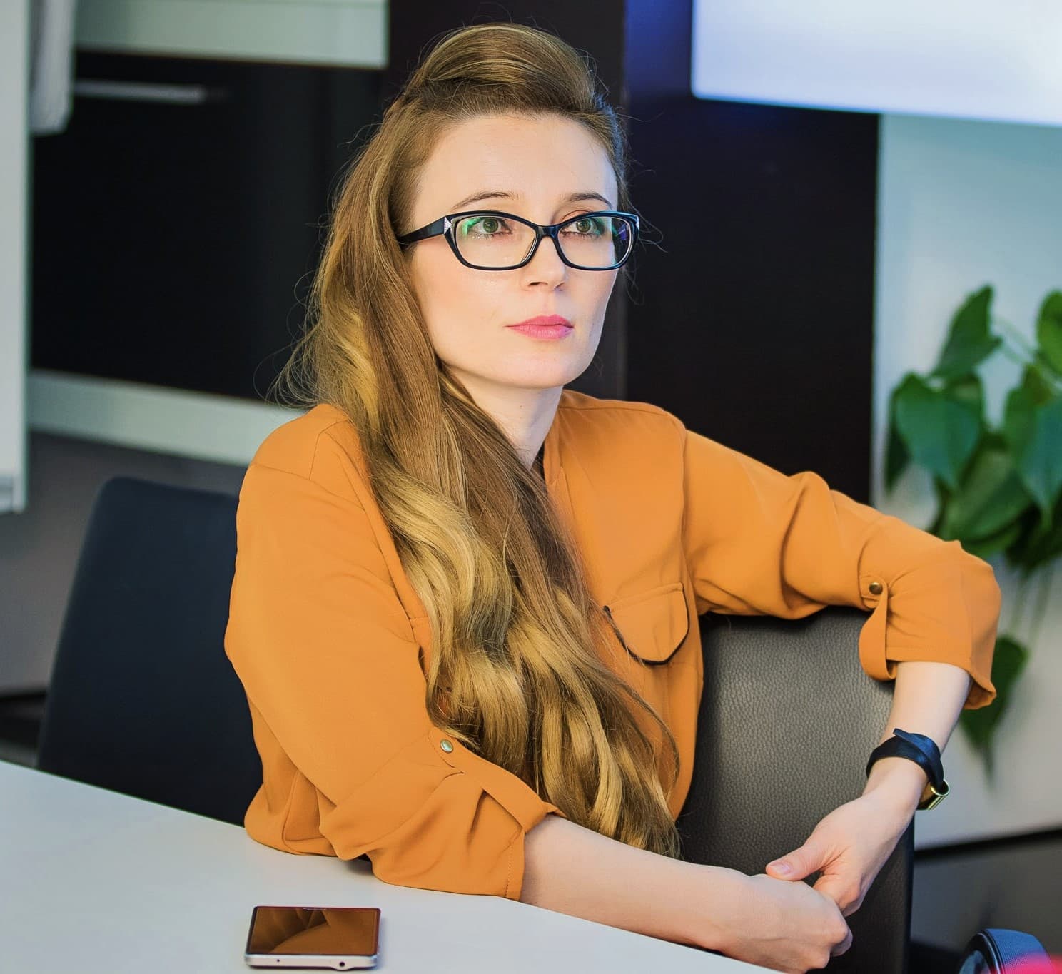 Mariana Velisarato, Director Executiv al Clinicilor DentalMed x The Woman (5) (1)