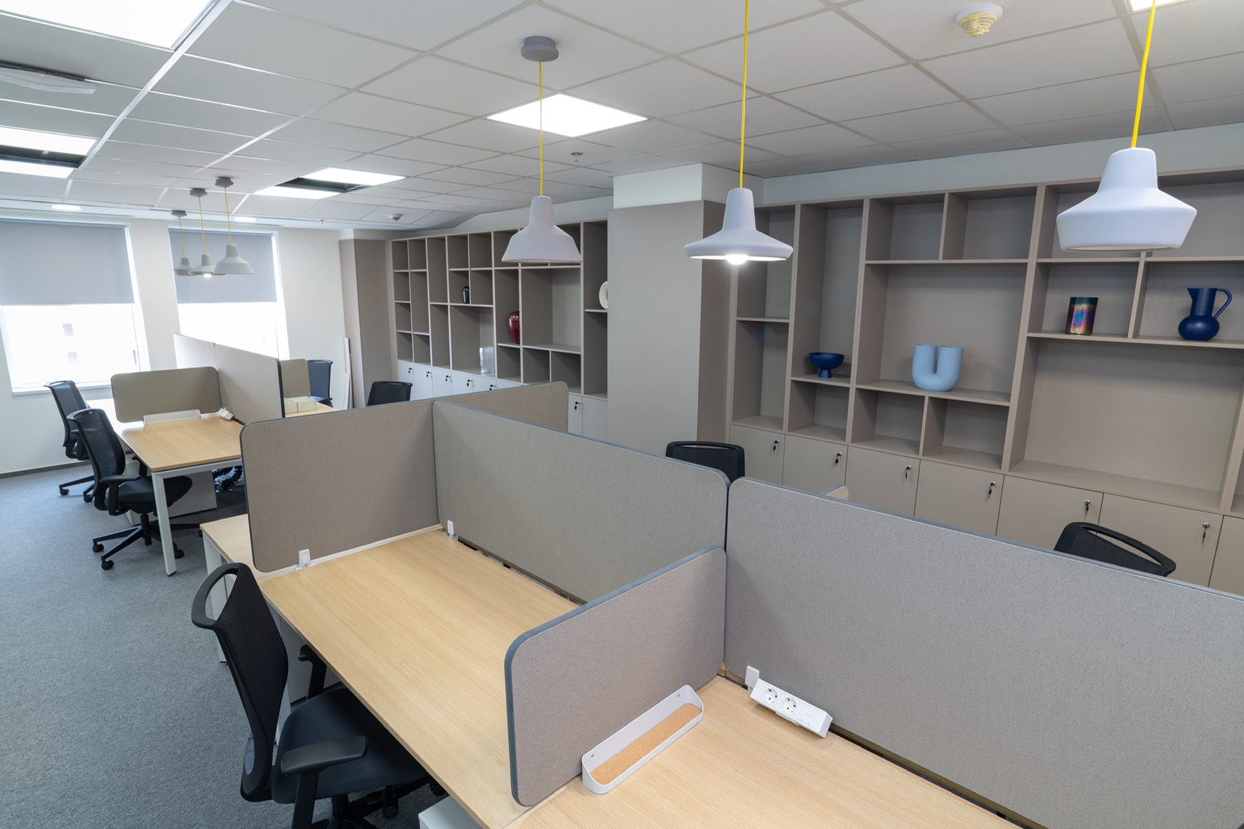 Regus (2)