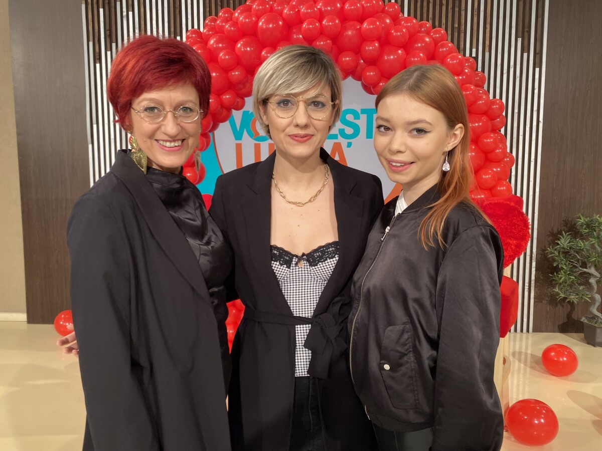 Antoneta Galeș și fiicele