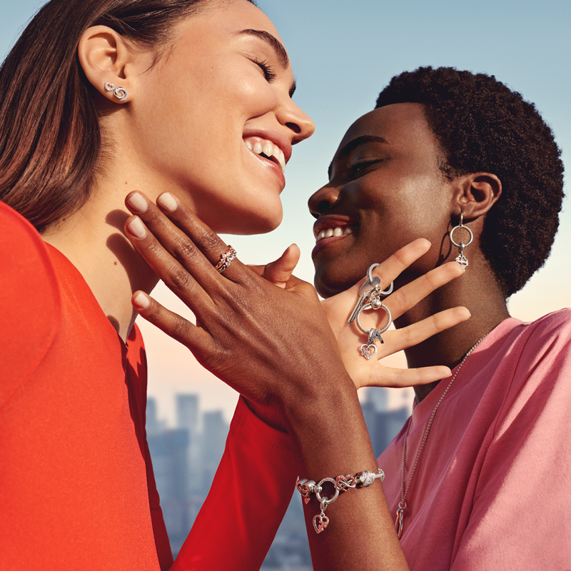 pandora x the woman 2022 (2)