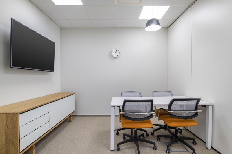 back to office with regus 2022 x the woman8